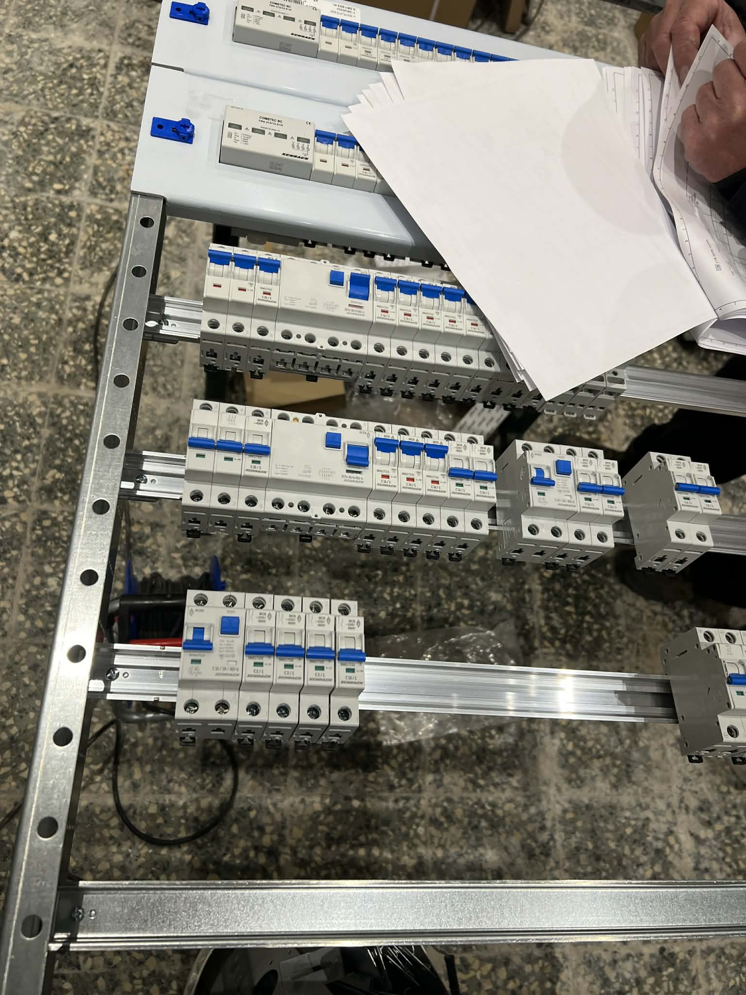 Kapcsolószekrény - előnézet 12